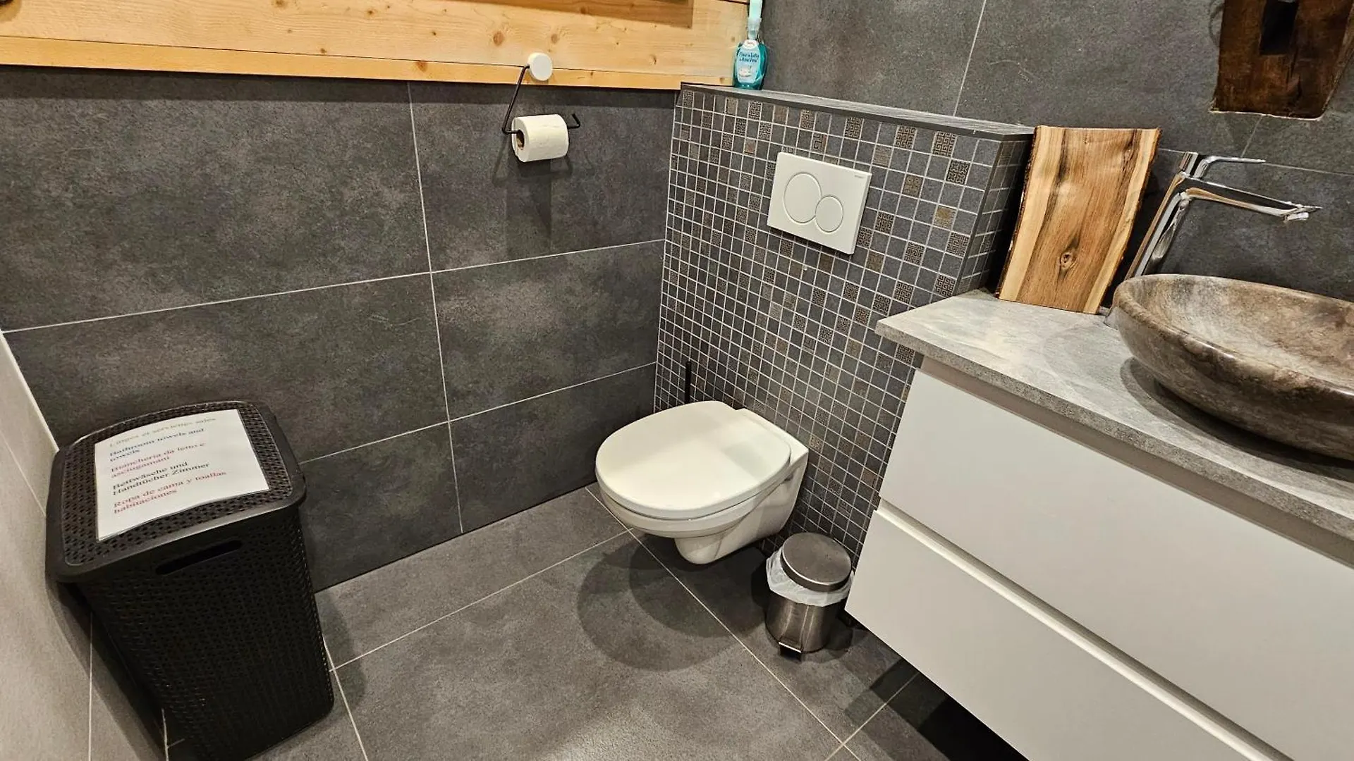Spa Dans Les Alpes Desingy Apartment